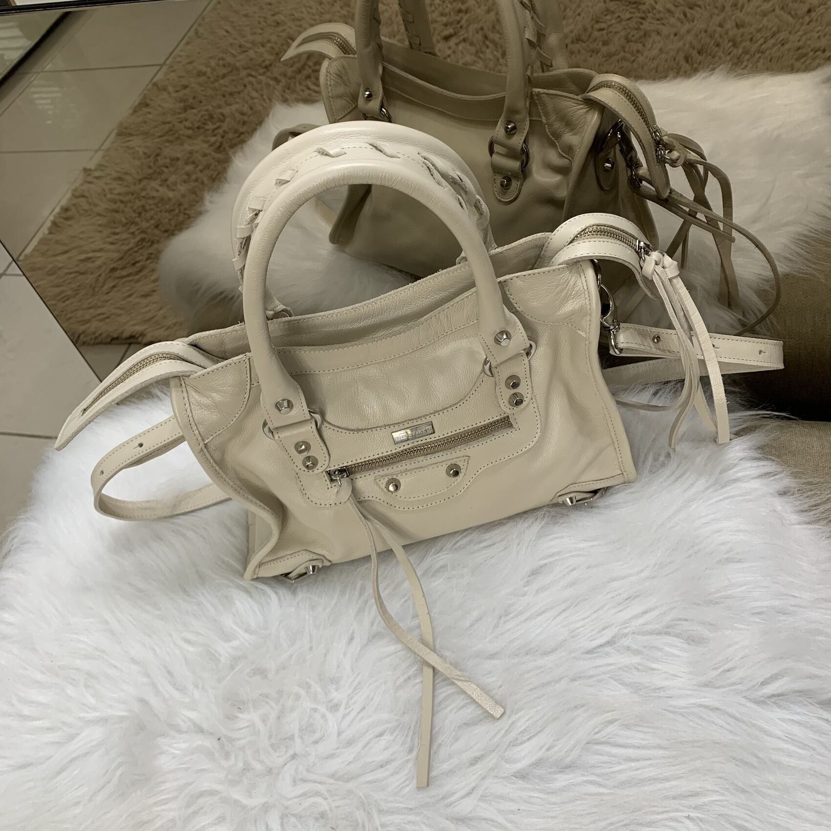 BARCELONA MÉDIA Bolsa média couro legítimo off white